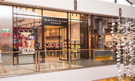 napoleon highpoint|Napoleon Perdis in Highpoint Shopping Centre .
